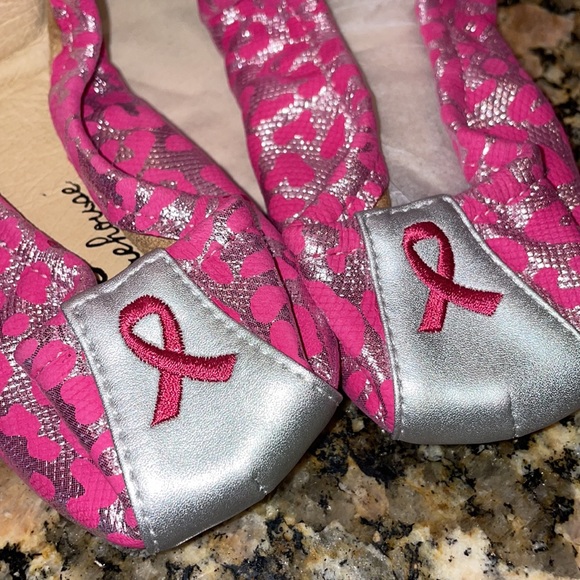 Pink Ribbon Leopard Storehouse, never worn - Picture 6 of 6